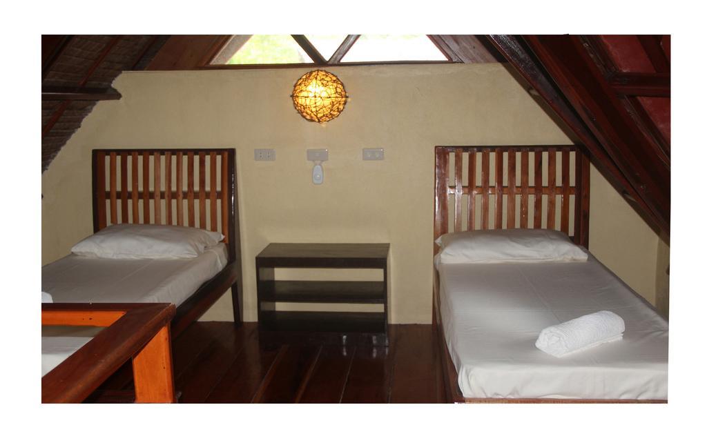 Villa Solaria General Luna (Surigao del Norte) Room photo